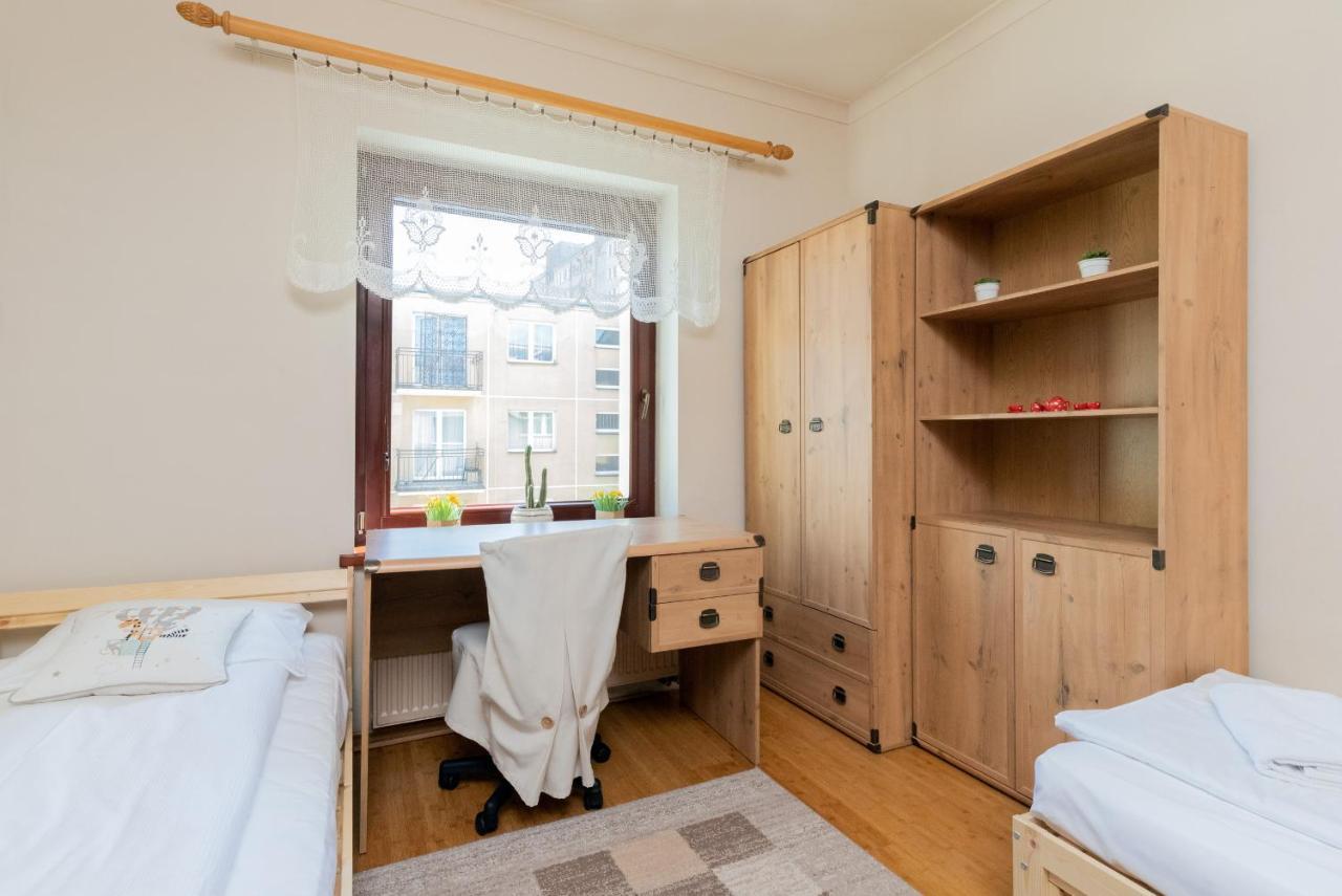 Gdynia Centrum Wyjatkowy Apartament Przy Promenadzie Z Balkonem By Noclegi Renters Luaran gambar