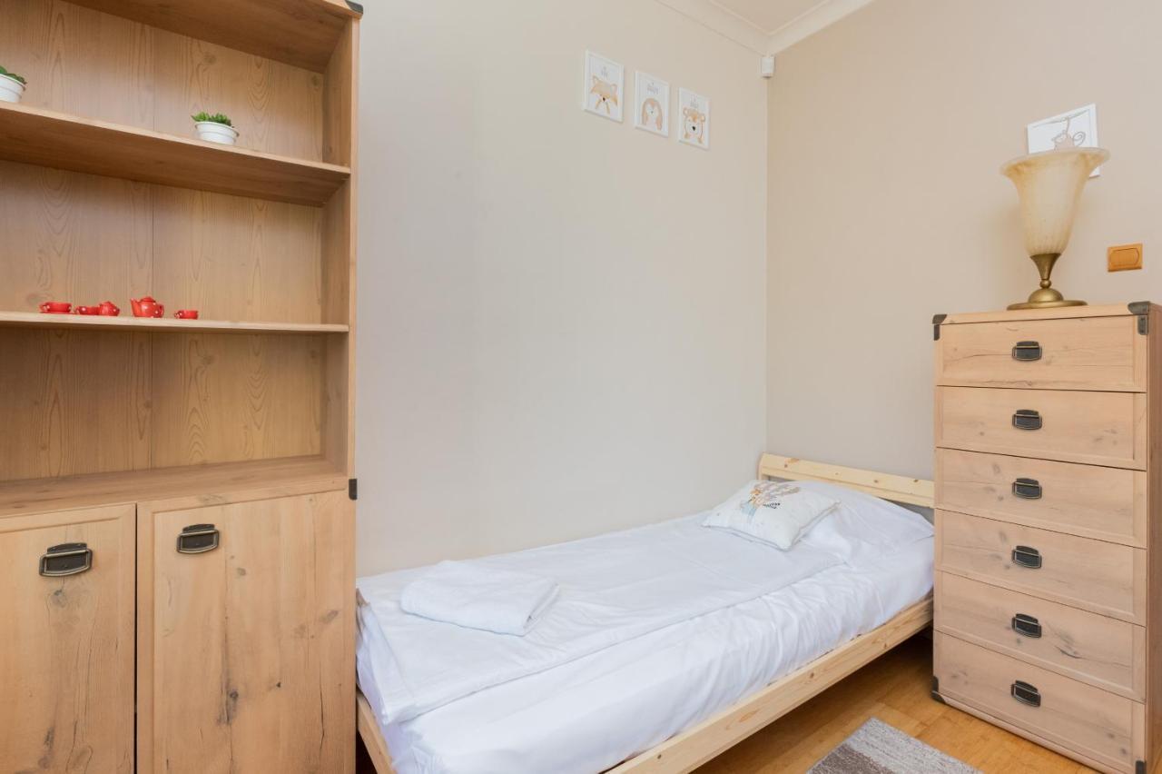 Gdynia Centrum Wyjatkowy Apartament Przy Promenadzie Z Balkonem By Noclegi Renters Luaran gambar